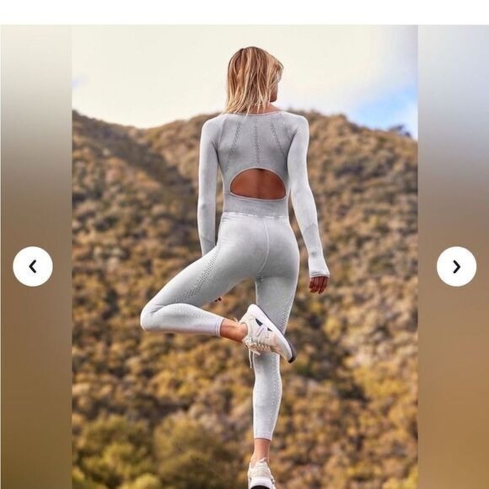 Free People Movement XS Good Karma Long Sleeve Long Sleeve Jumpsuit Ice‎ Grey
